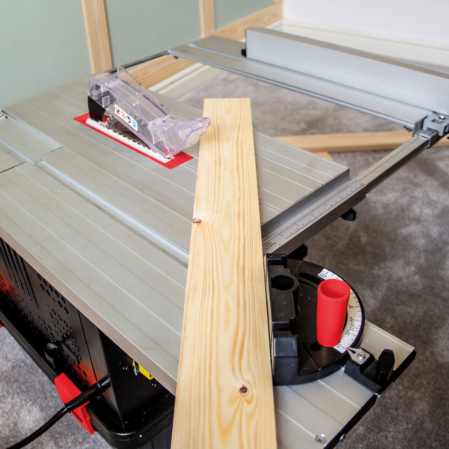 SIP 01513 2-in-1 Table Saw with Integrated Dust Extractor