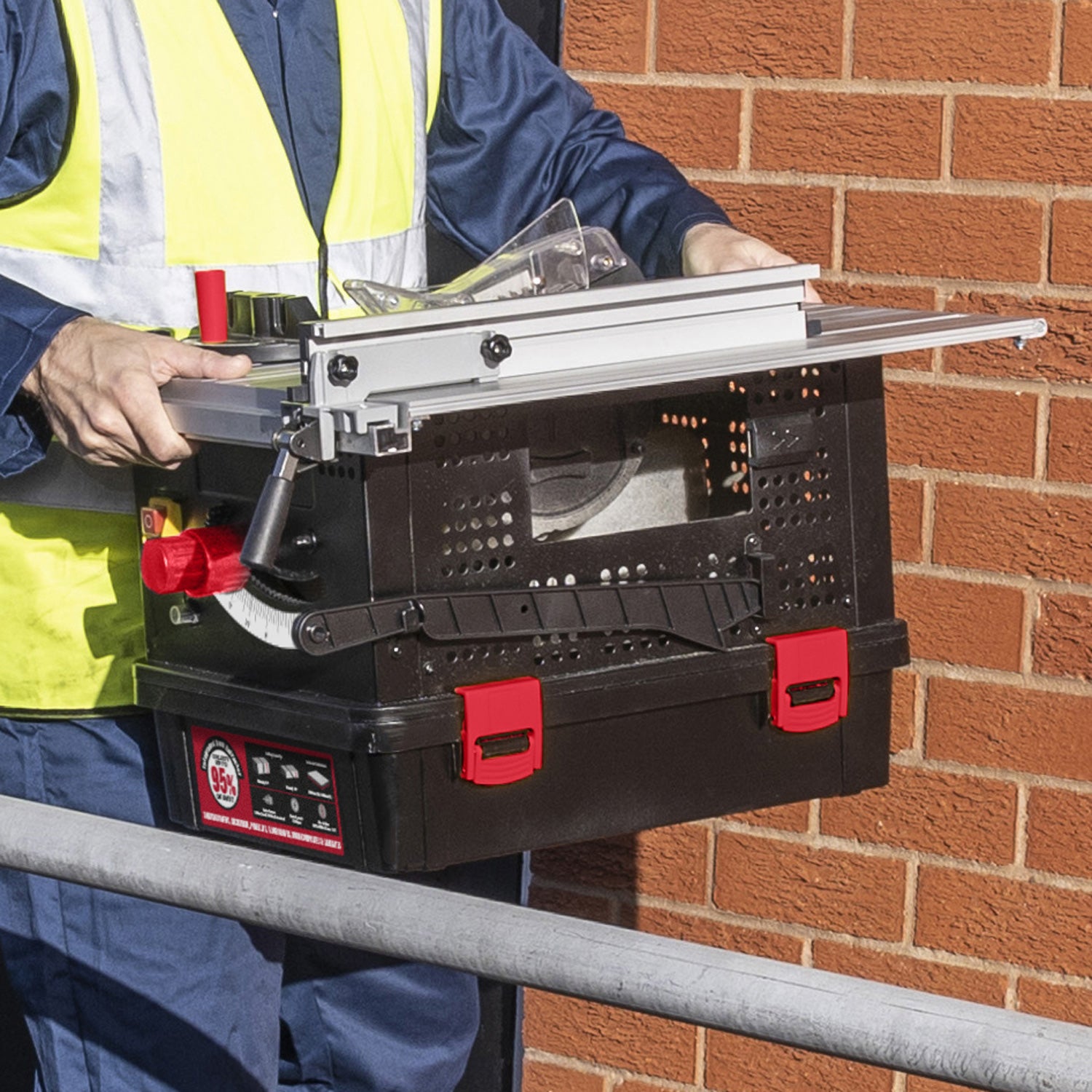 SIP 01513 2-in-1 Table Saw with Integrated Dust Extractor