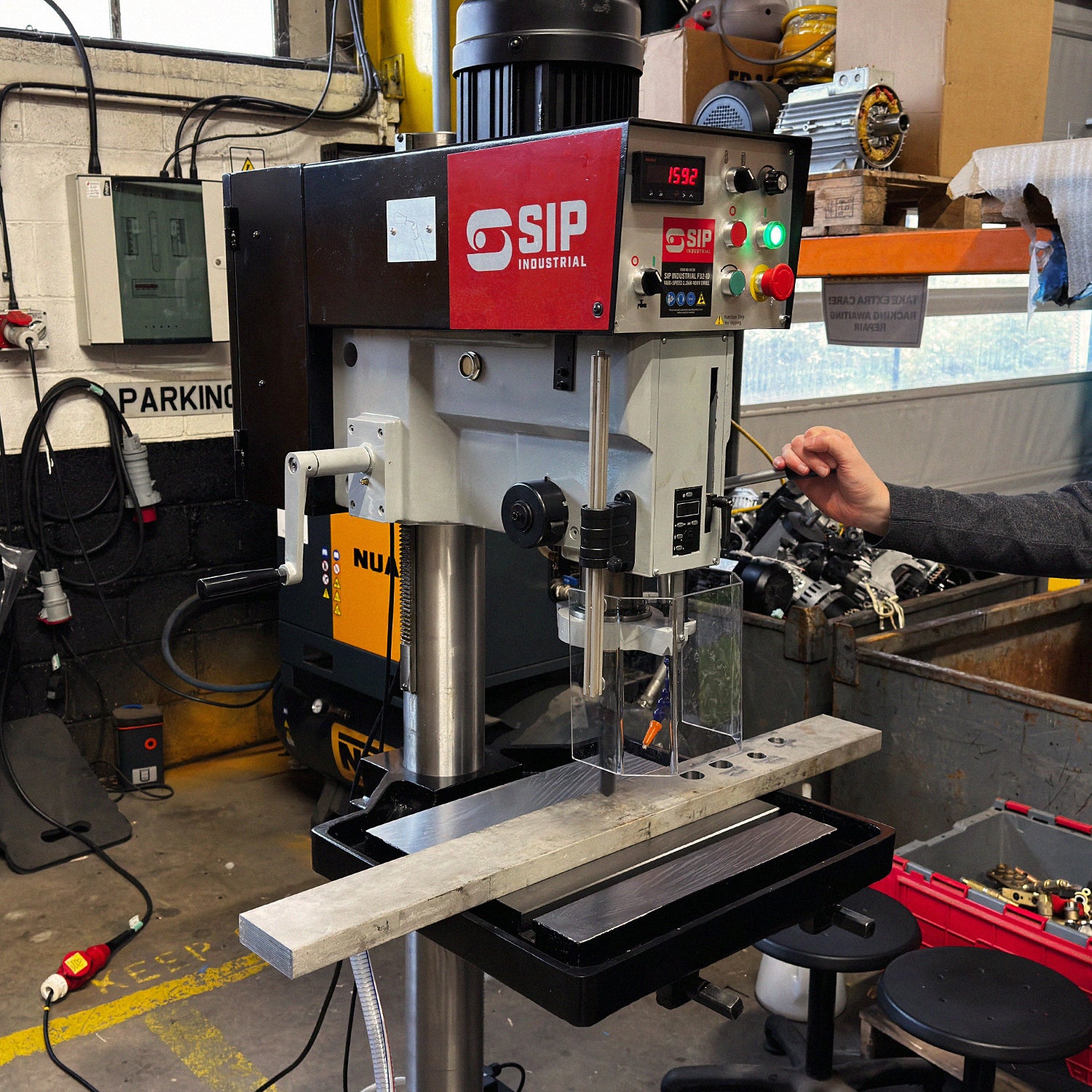 SIP 01720 Industrial F32-ID Vari-Speed 2.2kW 400v Floor Pillar Drill