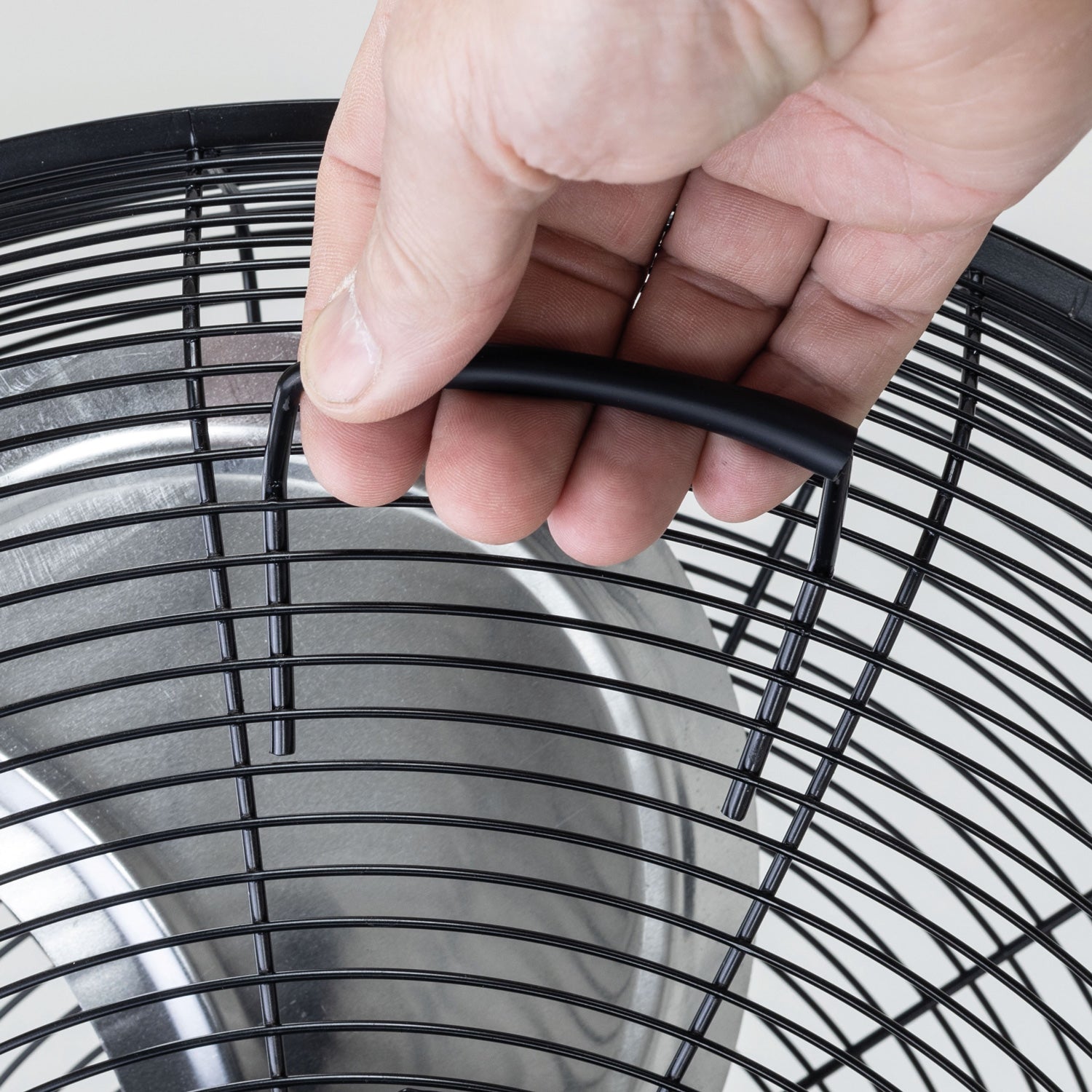 SIP 05633 18" Oscillating Pedestal Fan
