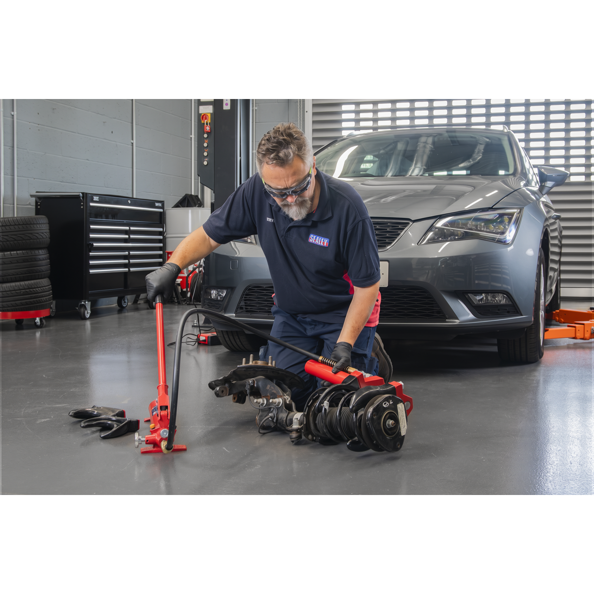 Sealey VS7011 Hydraulic Coil Spring Compressor 1000kg