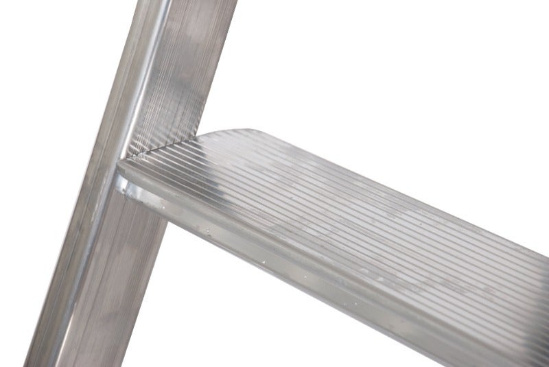 TB Davies 1202-024 4 Tread Professional Platform Step Ladder