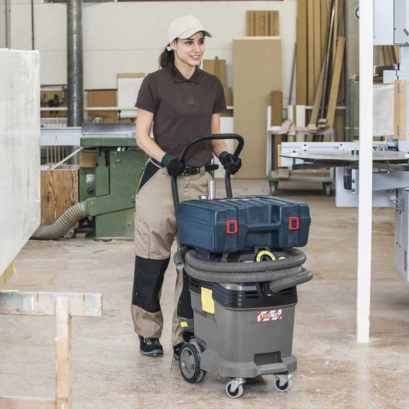 Karcher NT 40/1 TACT TE L 240V Wet and Dry Vacuum Cleaner
