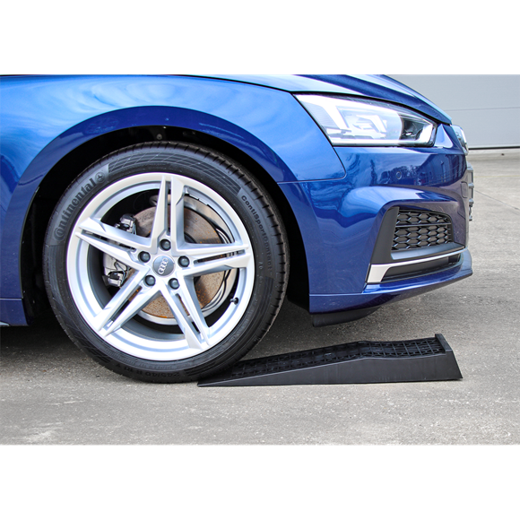 Sealey CAR3000LR Car Ramps 1.5 Tonne Capacity per Ramp 3 Tonne Capacity per Pair