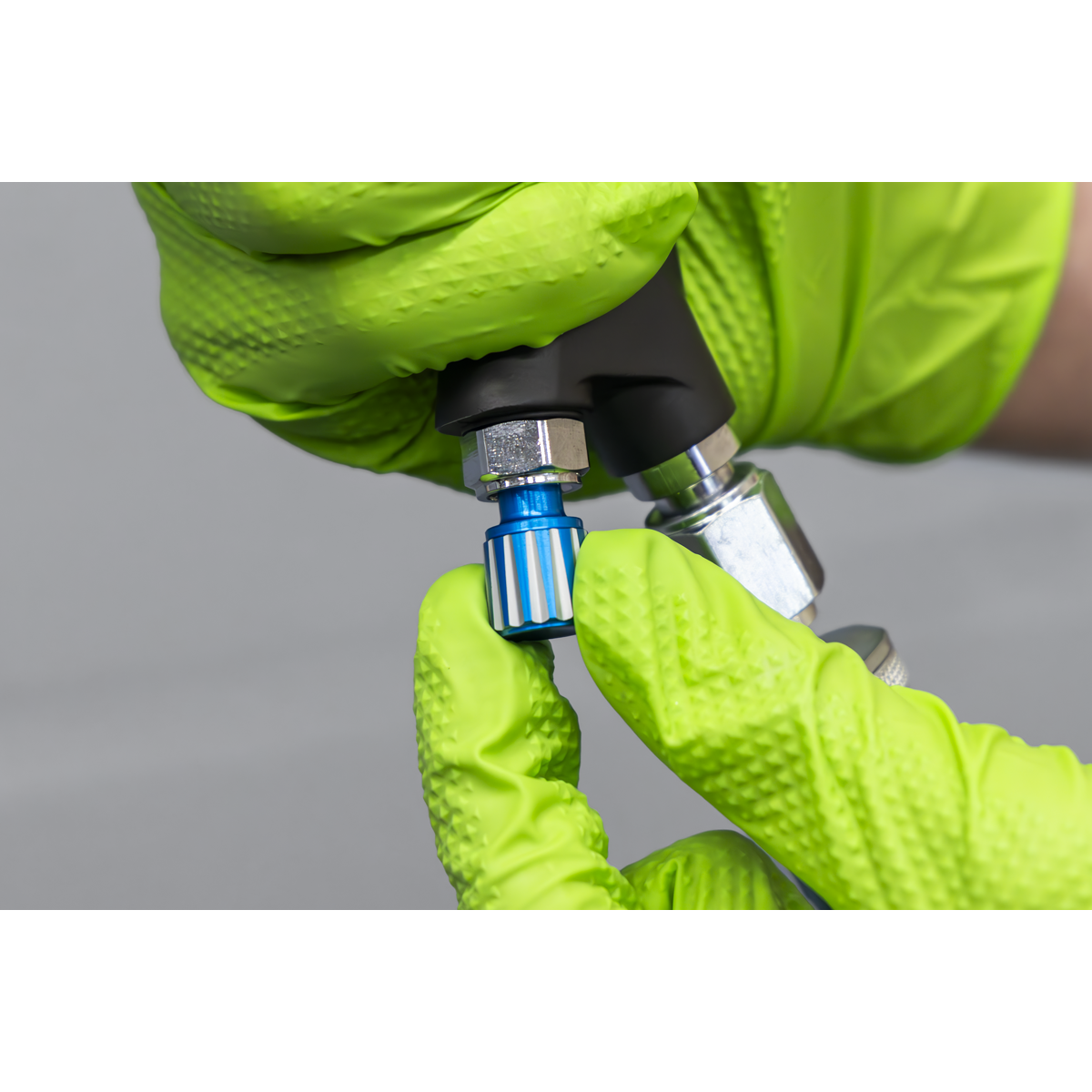 Sealey SP01 SP Gravity Feed Spray Gun 1.4mm Set-Up