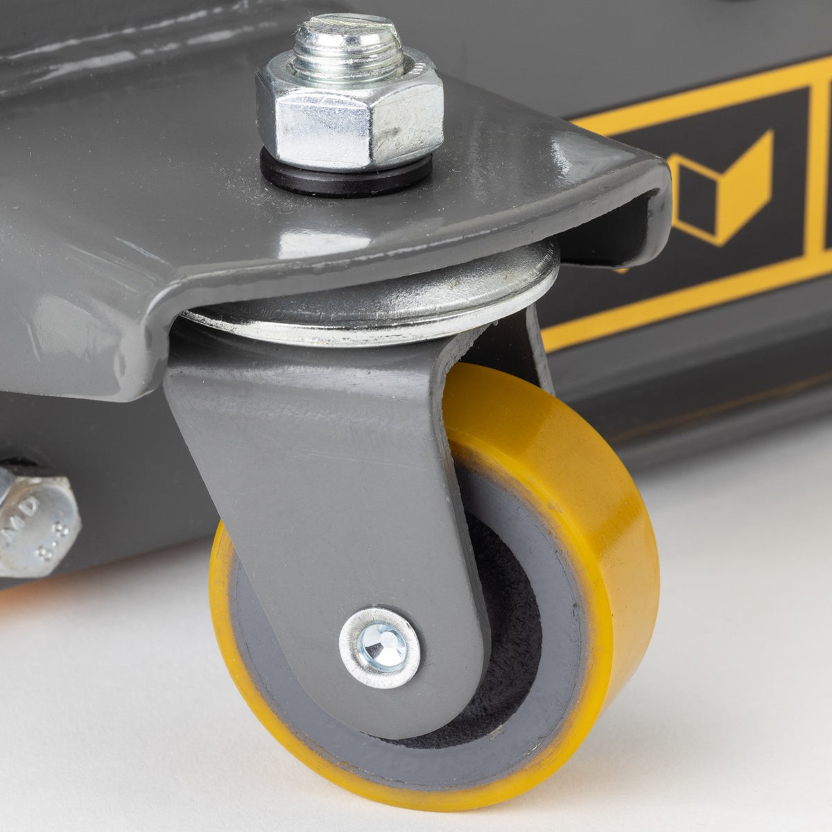 SIP 09712 WINNTEC +SERIES 2 Ton Low-Profile Trolley Jack