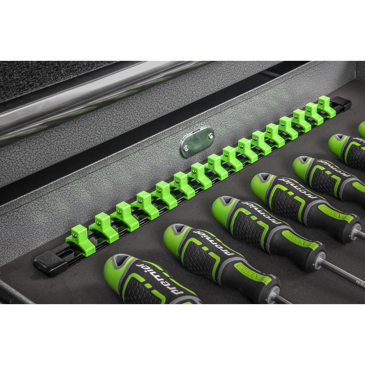 Sealey AK27053HV Premier Socket Retaining Rail with 16 Clips 3/8"Sq Drive - Hi-Vis Green