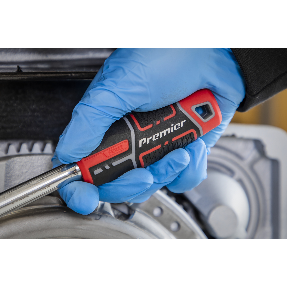 Sealey AK8935 Premier Ratchet Wrench with Flip Reverse 3/8"Sq Drive