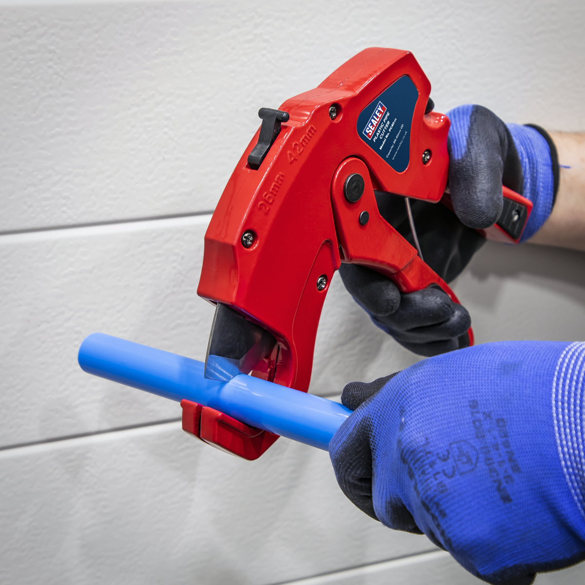 Sealey PC40 Plastic Pipe Cutter 6-42mm Capacity OD