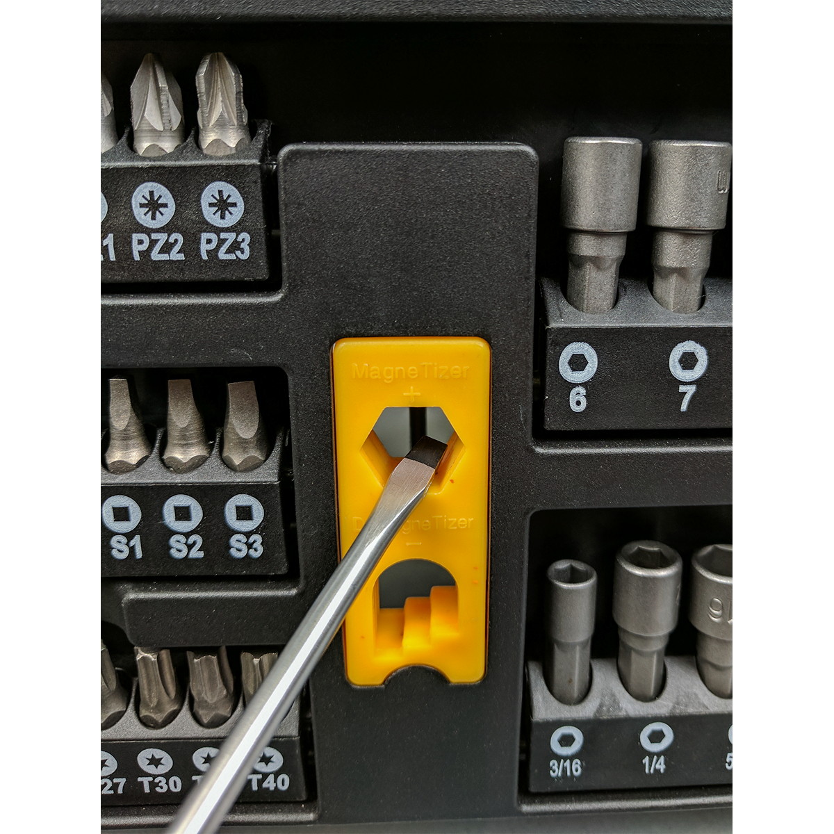 Sealey S01152 Screwdriver, Bit & Nut Driver Set 61pc