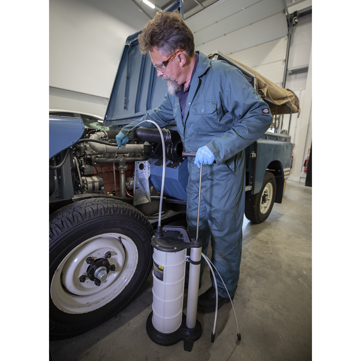 Sealey S01167 Vacuum Oil & Fluid Extractor Manual 9L