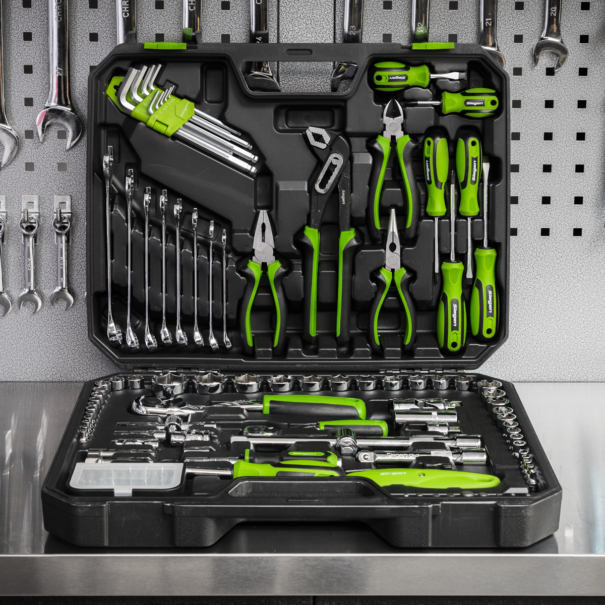 Sealey S01214 Mechanic's Tool Kit 135pc