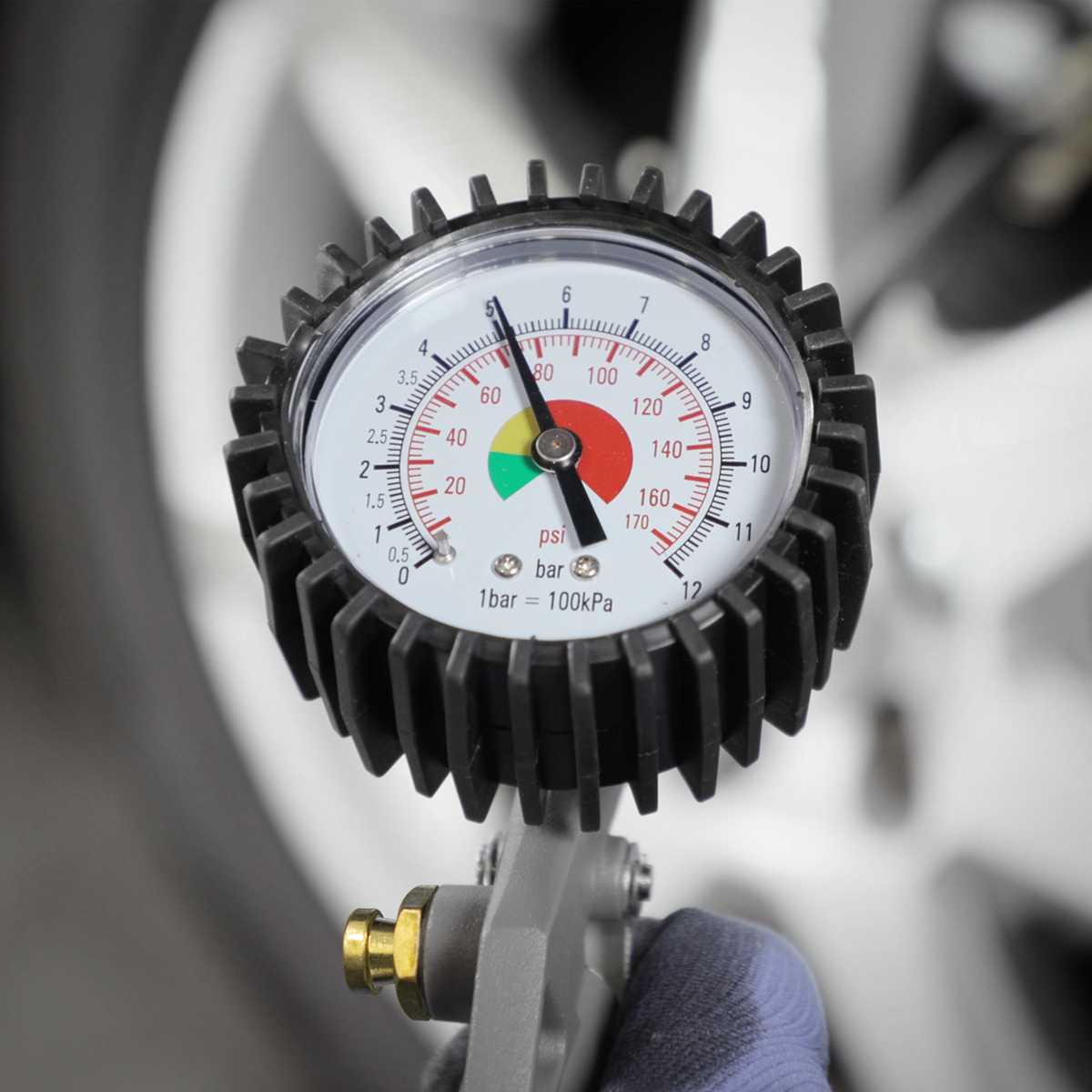 Sealey SA302 Tyre Inflator with Gauge