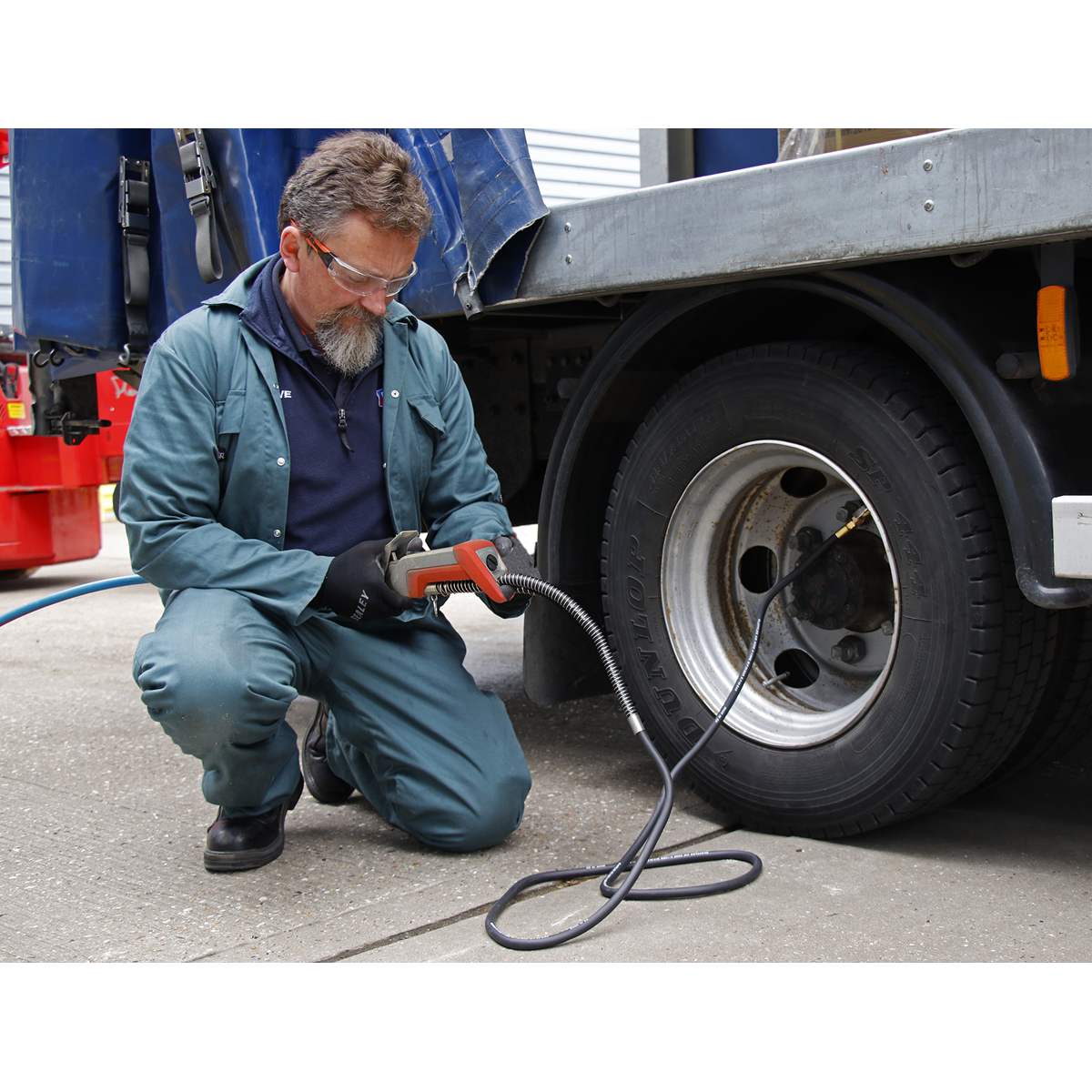 Sealey SA375 Digital Tyre Inflator 2.7m Hose with Clip-On Connector