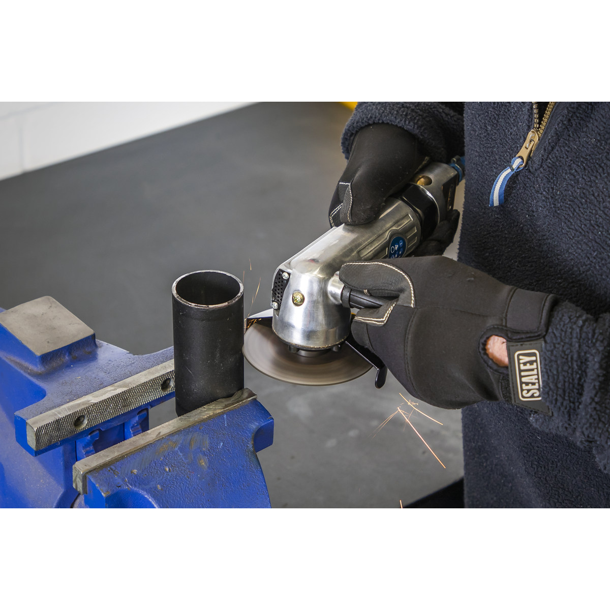 Sealey SA44 Air Angle Grinder 100mm Heavy-Duty