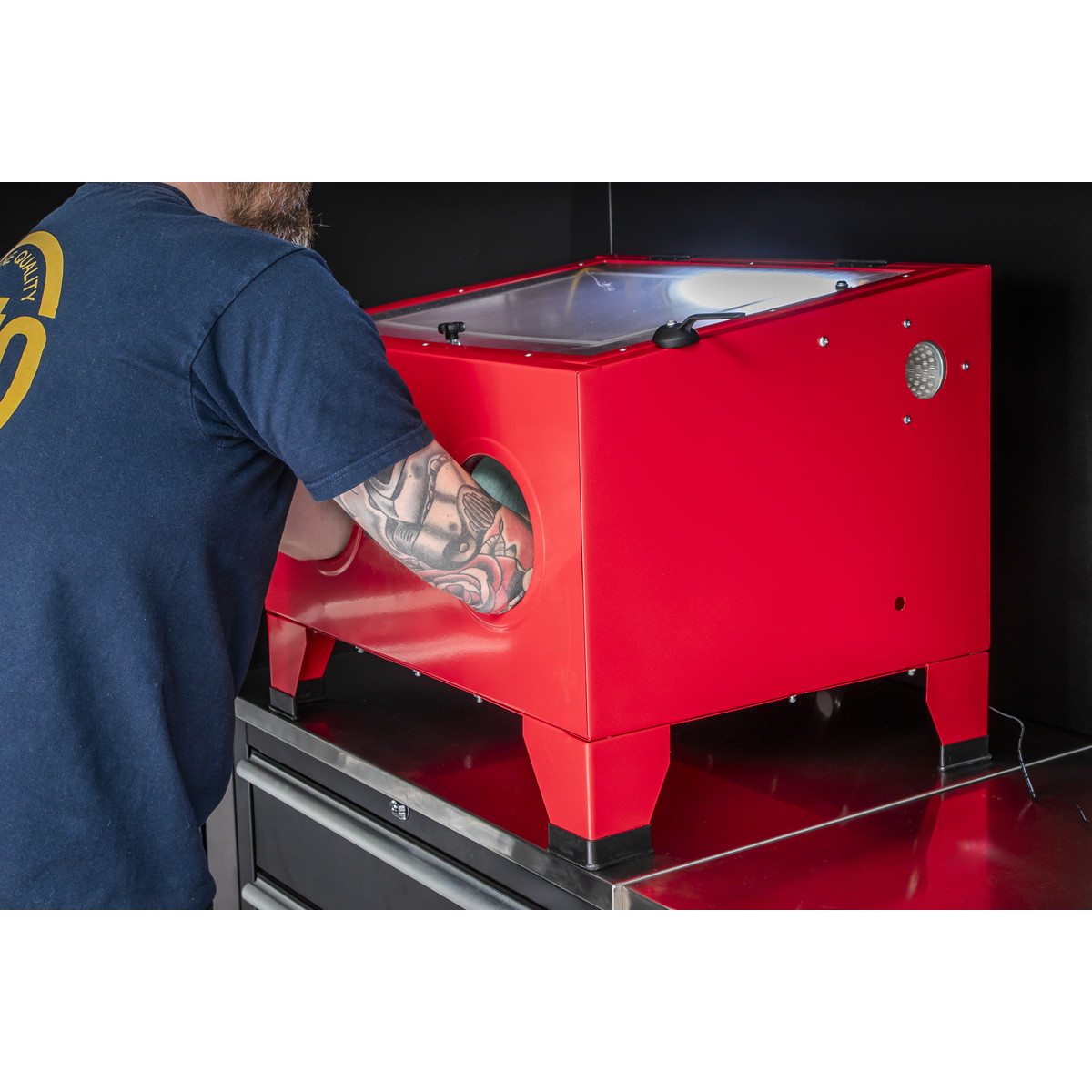 Sealey SB951 Shot Blast Cabinet with Gun 640 x 490 x 490mm