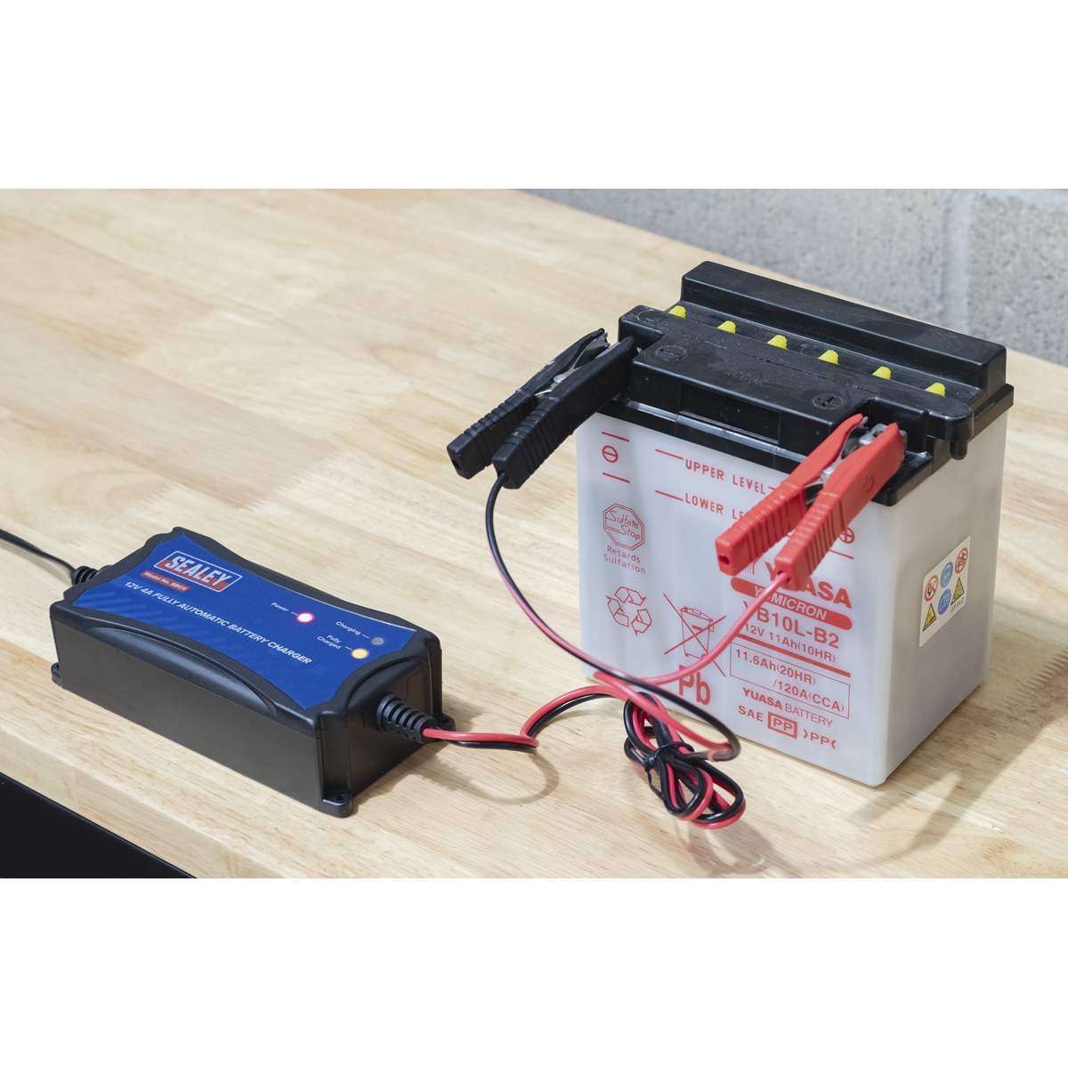 Sealey SBC4 Battery Charger 12V 4A Fully Automatic