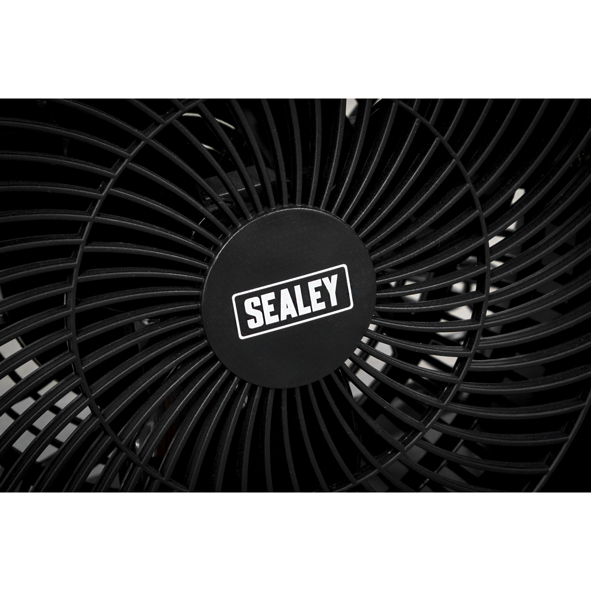 Sealey SFF08 Desk/Floor Fan 3-Speed 8" 230V