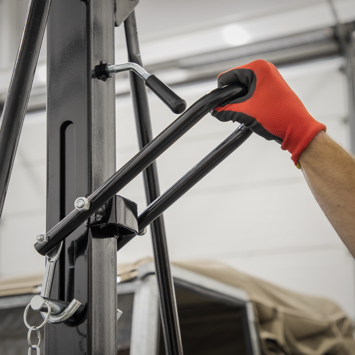 Sealey Portable Lifting Gantry Crane Adjustable 0.5 Tonne