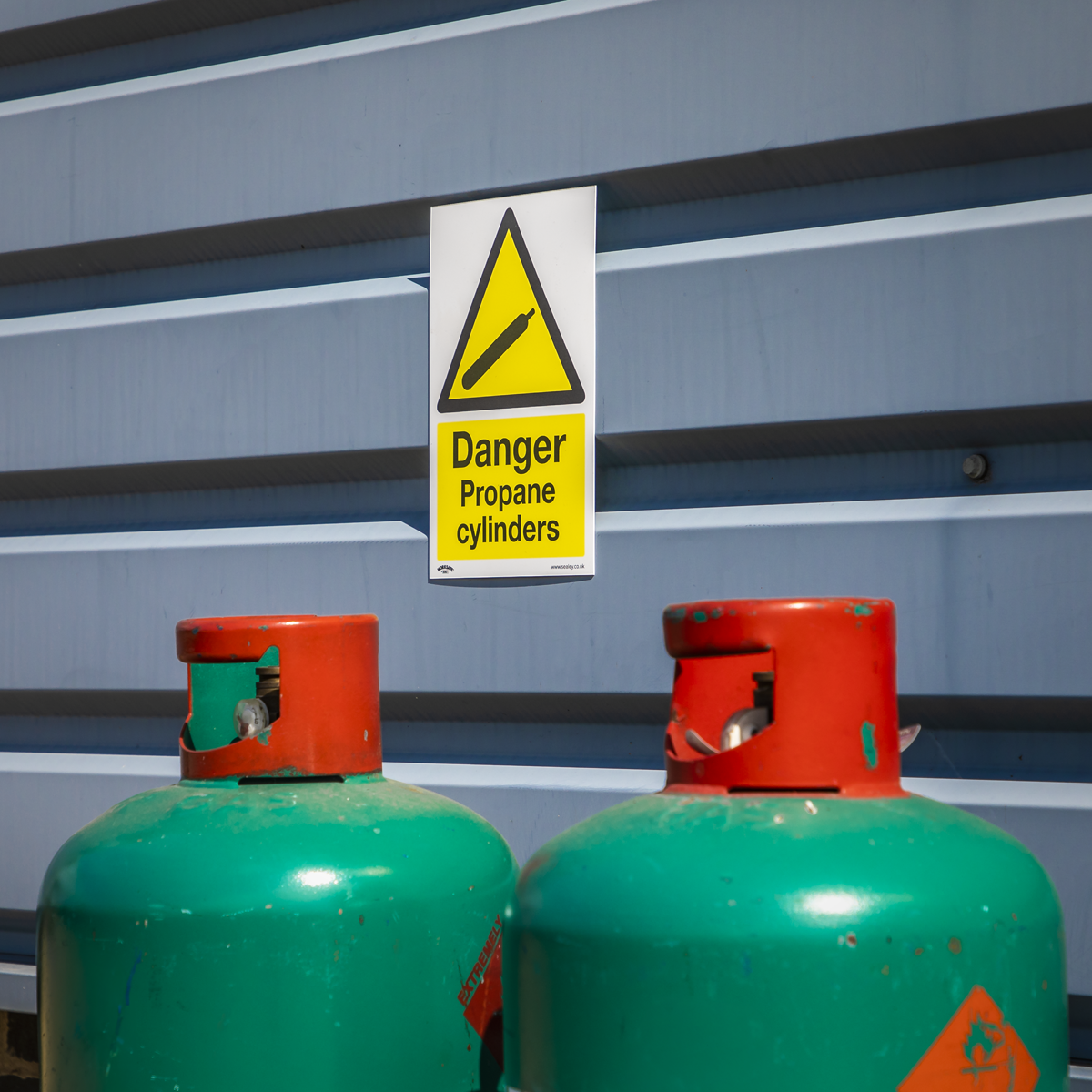Sealey SS62V1 Worksafe® Danger Propane Cylinders Safety Sign - Self-Adhesive Vinyl