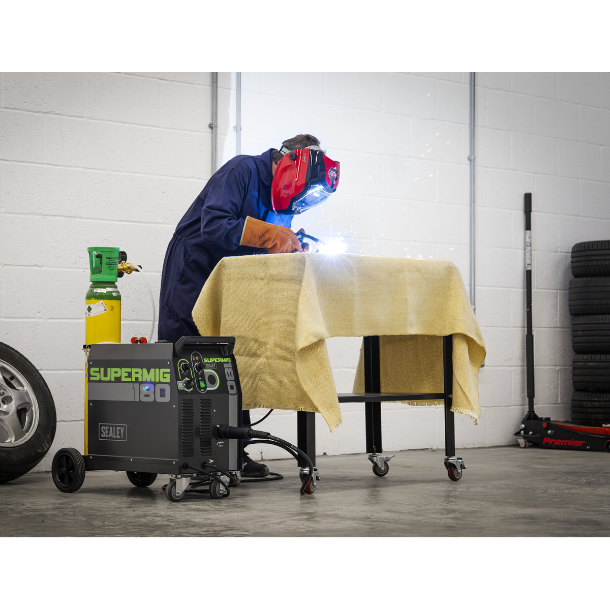 Sealey SSP233 Fibreglass Sparkproof Welding Blanket 2000 x 1000mm