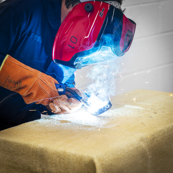 Sealey SUPERMIG230 Professional Gas/Gasless MIG Welder with Binzel Euro Torch 230A 230V