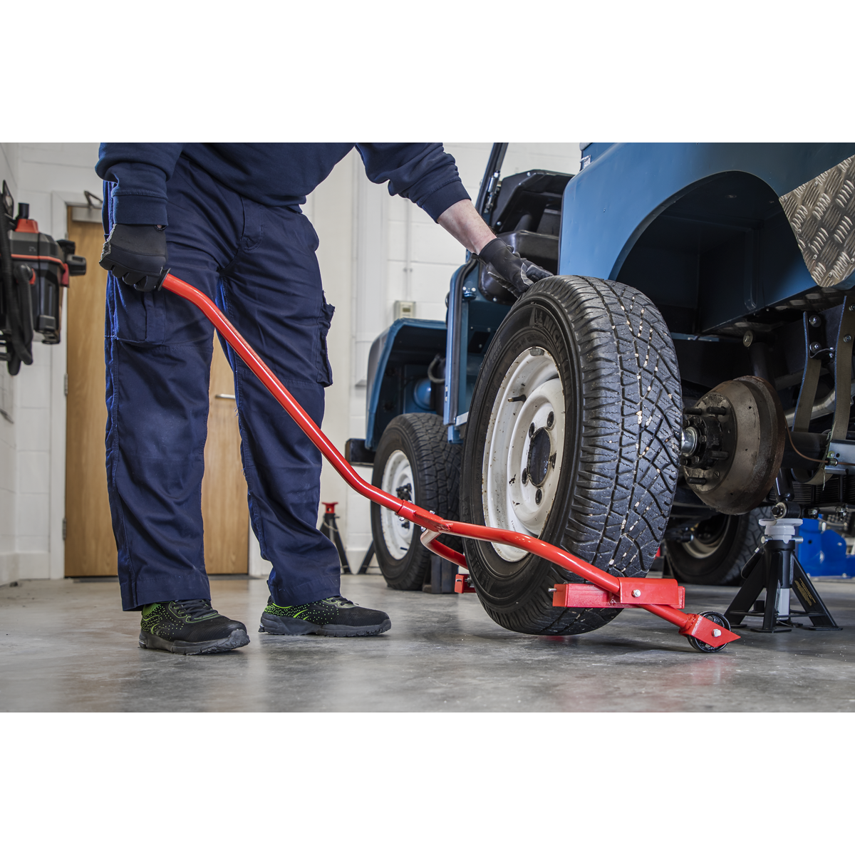 Sealey TH002 Tyre & Wheel Handling Dolly 127kg Capacity