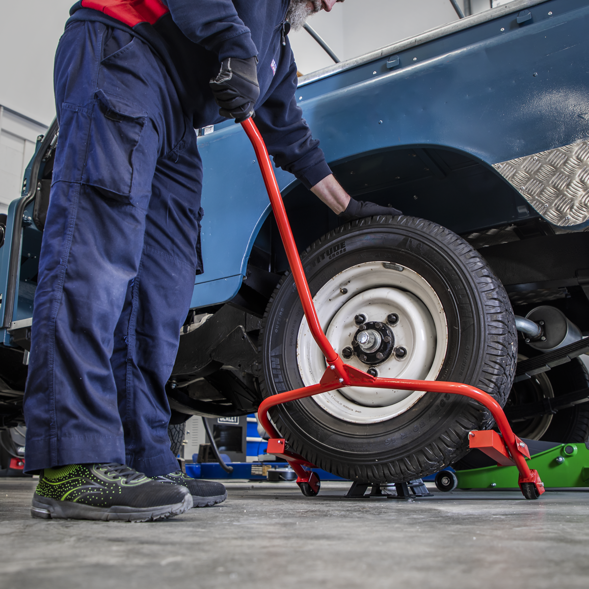 Sealey TH002 Tyre & Wheel Handling Dolly 127kg Capacity