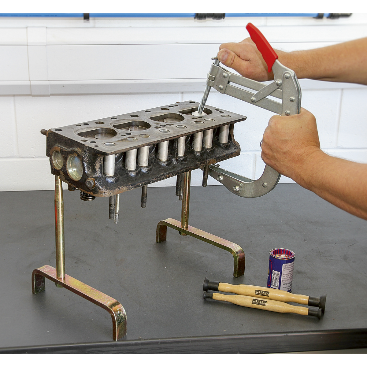 Sealey VS1555 Cylinder Head Stands