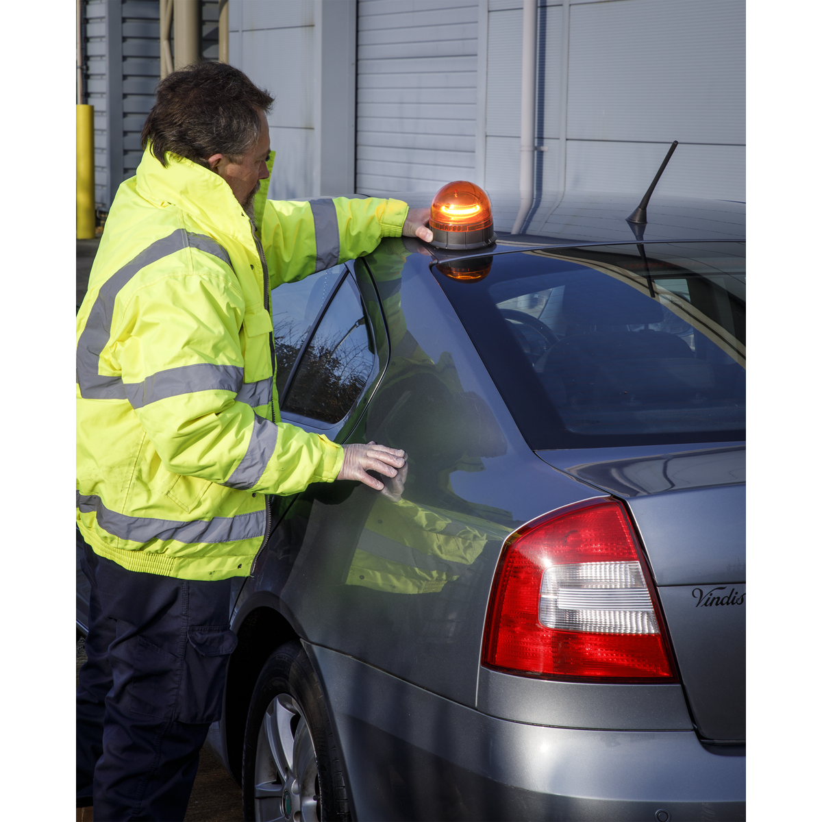 Sealey WB954LED Warning Beacon 45 LED 12/24V Magnetic Base