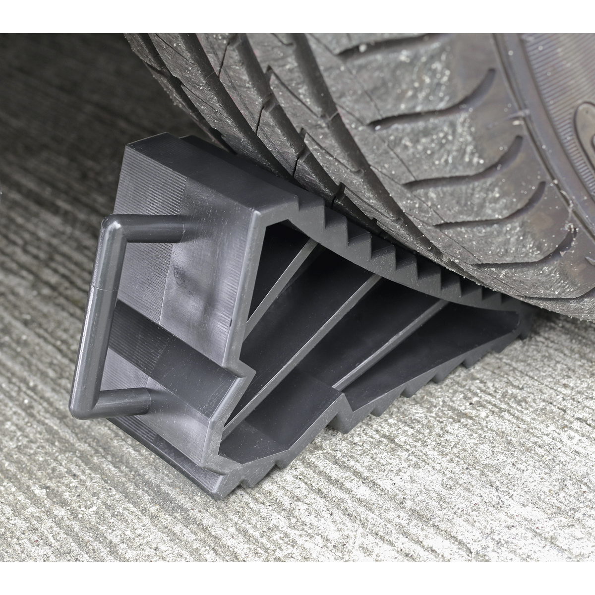 Sealey WC09 Composite Wheel Chocks 0.44kg - Pair