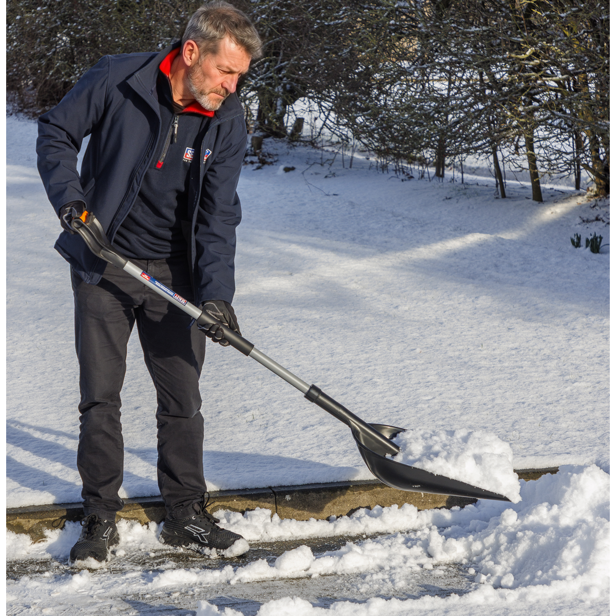 Sealey SS01 General Purpose Shovel with 900mm Metal Handle