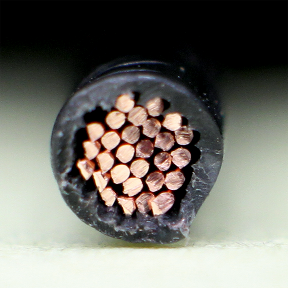 Sealey AC28307CTH Automotive Cable Thin Wall 6 x 1mm² 32/0.20mm, 1 x 2mm² 28/0.30mm 30m Black