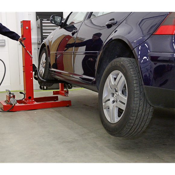 Sealey AVR1500FP Vehicle Lift 1.5tonne Air/Hydraulic with Foot Pedal