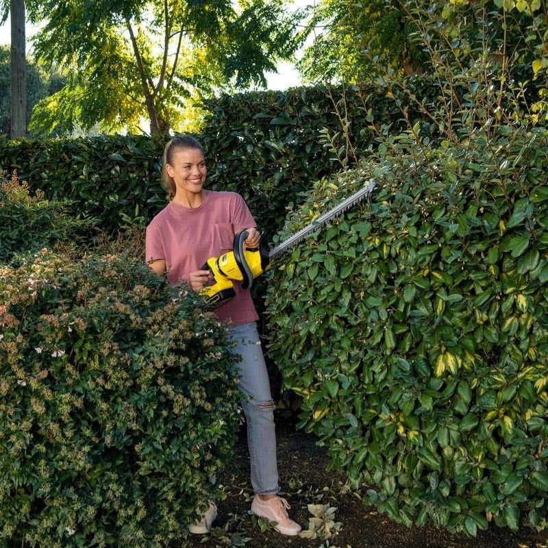 Karcher HGE 18-50 Cordless Hedge Strimmer (Battery Set)