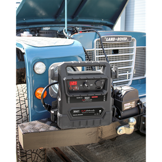 Sealey PBI4424GS Schumacher® RoadStart® Emergency Jump Starter 12/24V 4600 Peak Amps - DEKRA Approved
