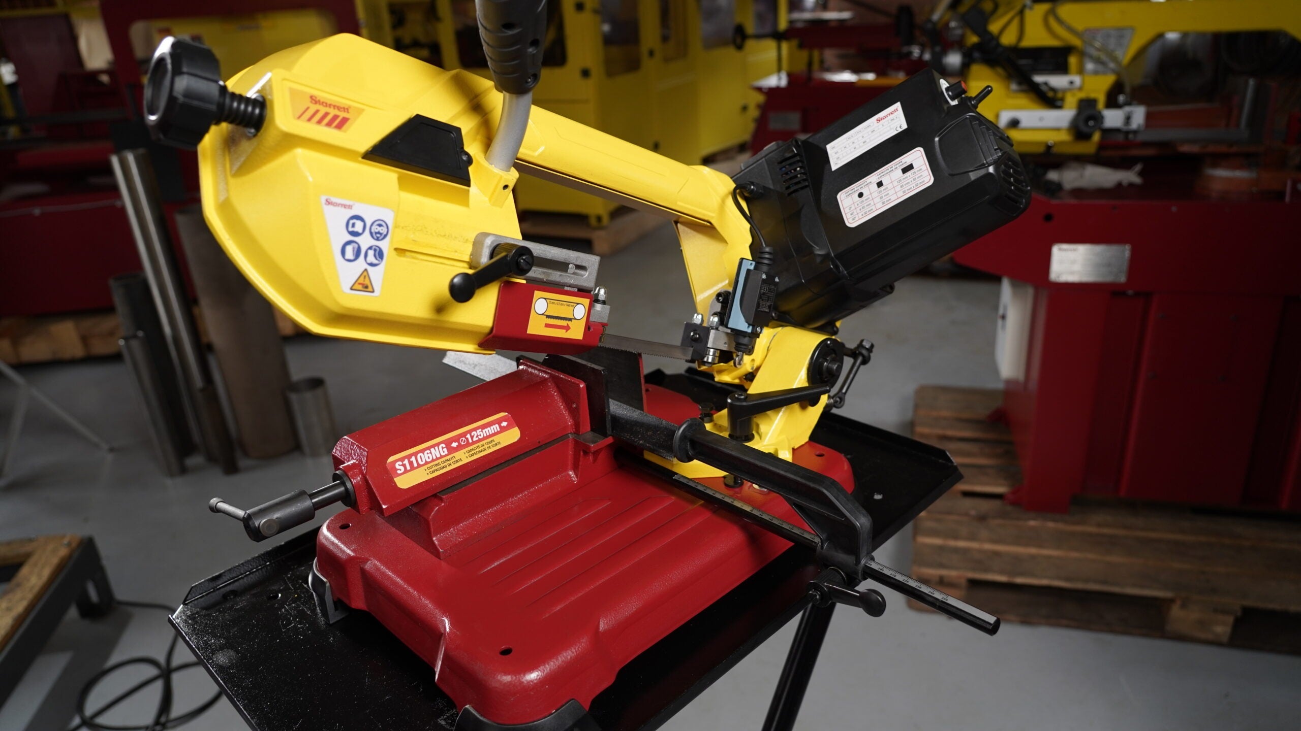 Starrett S1106NG-B1 110v Bandsaw