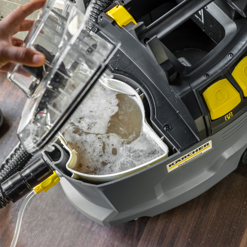 Karcher Puzzi 8/1 Carpet and Upholstery Cleaner with Hand Nozzle