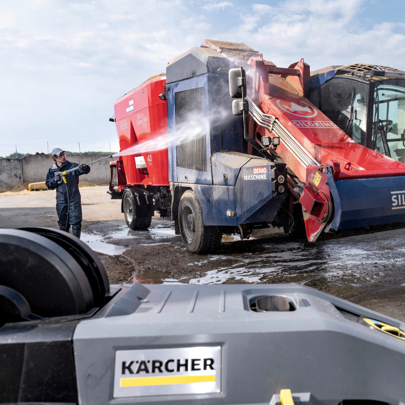 Karcher HDS 10/21-4 M Hot Water Pressure Washer