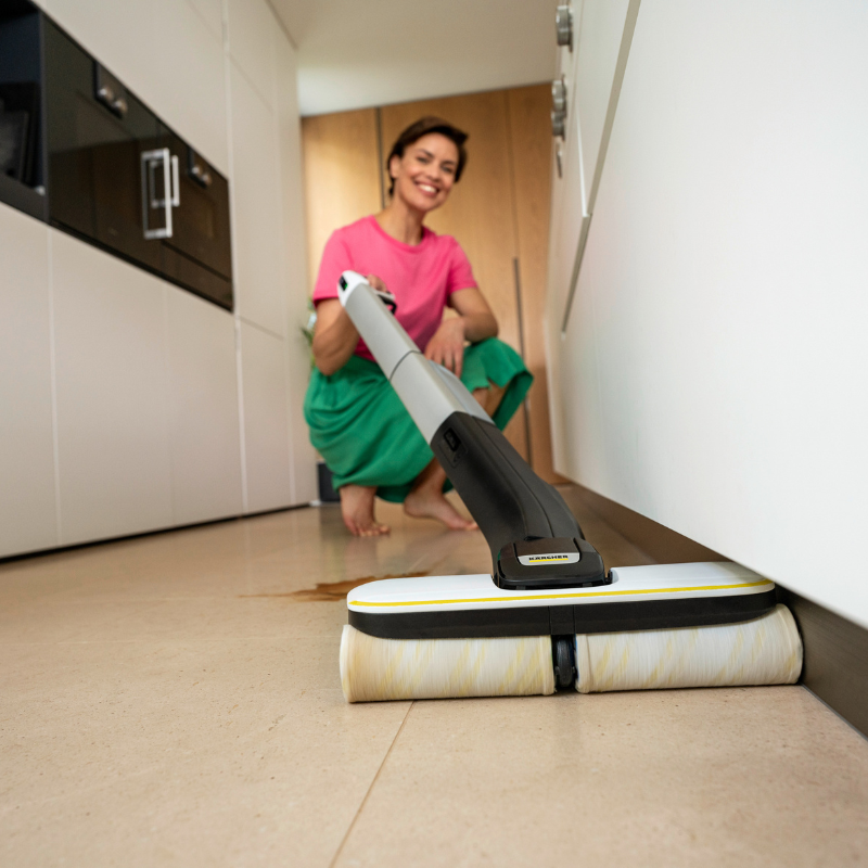 Karcher FC 4-4 Hard Floor Cleaner (Battery Set)