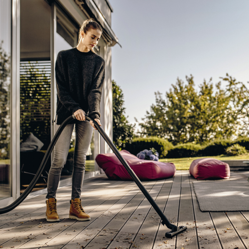 Karcher WD4 Wet and Dry Vacuum Cleaner